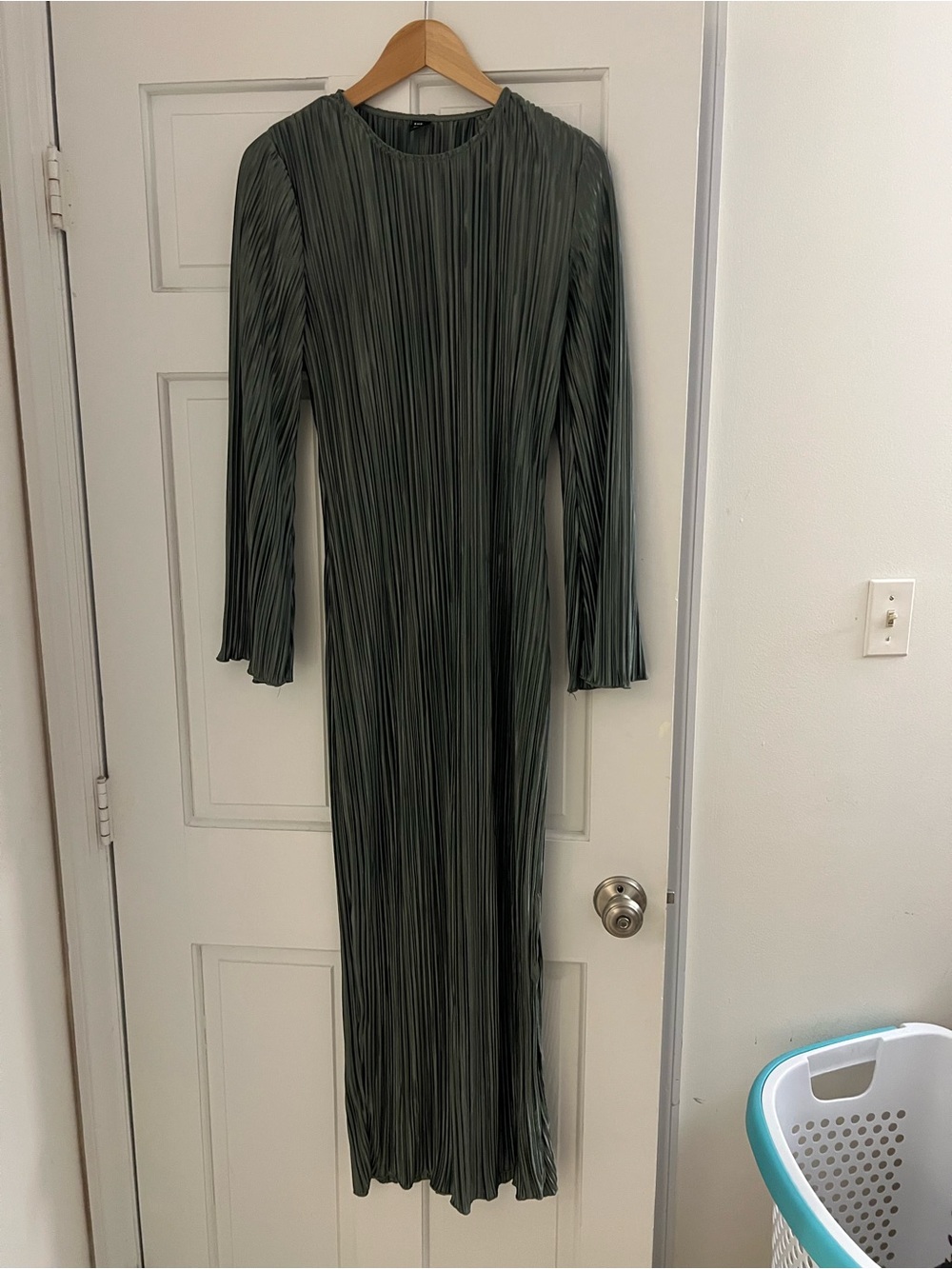Long Sleeve Pleated Maxi Dress - Sage Green